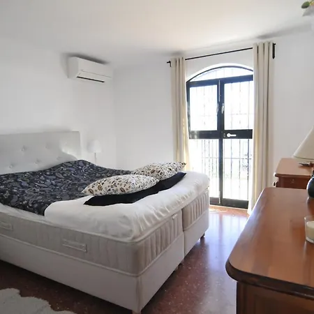 Villa Jazmin 3, Capistrano Village Nerja